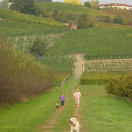 Bauernhof Cascina Ballarin La Morra